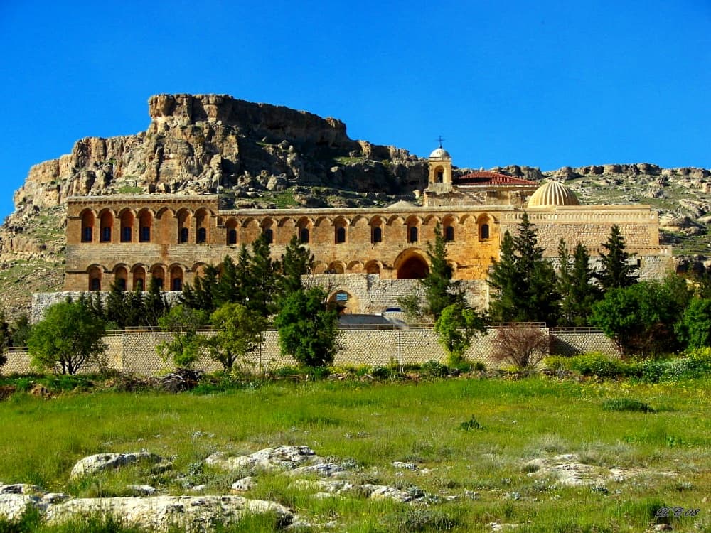 Deyrulzafaran Manastırı