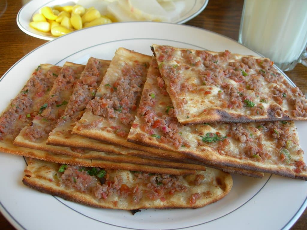Konya'da Ne Yenir? Etli Ekmekten Fırın Kebabına