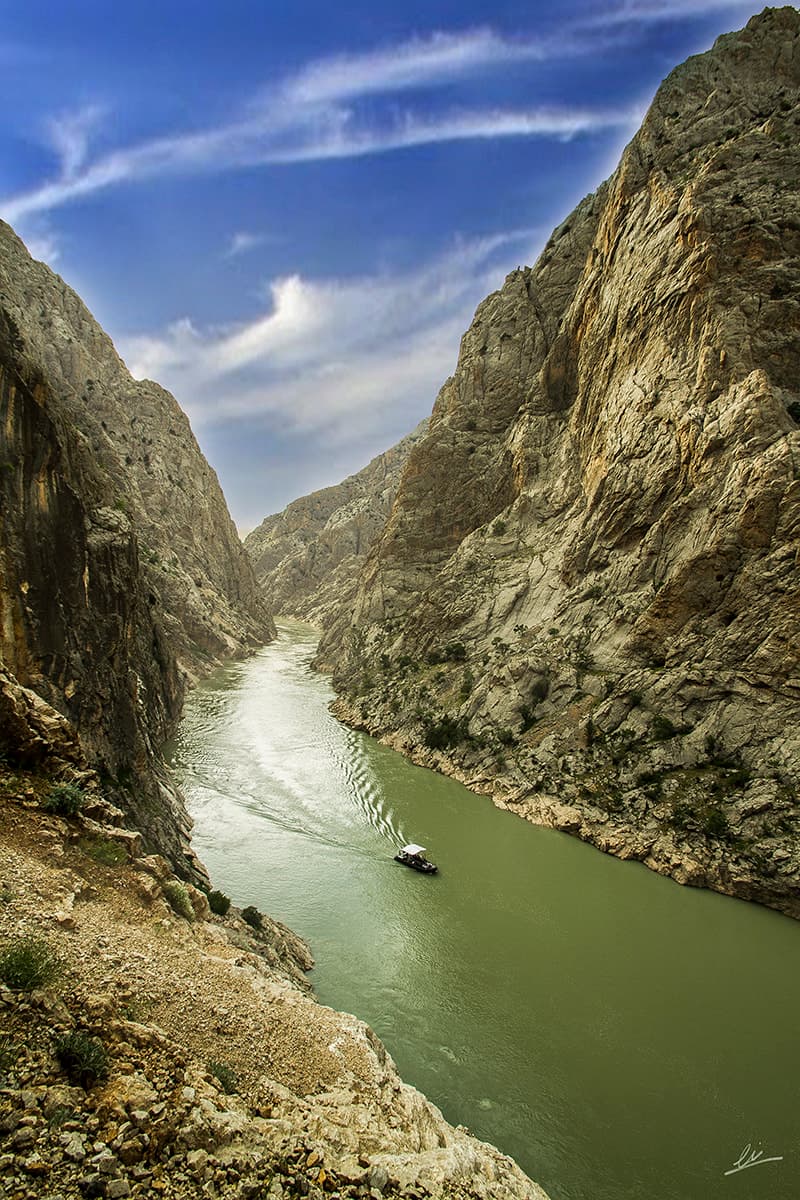 Karanlık Kanyon