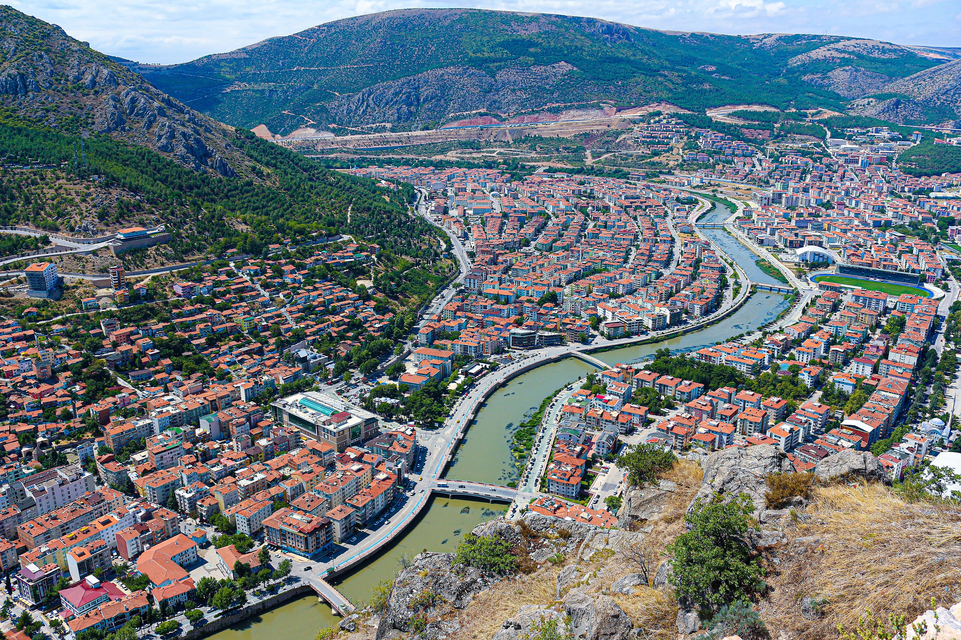 Yalıboyu evleri ve Yeşilırmak