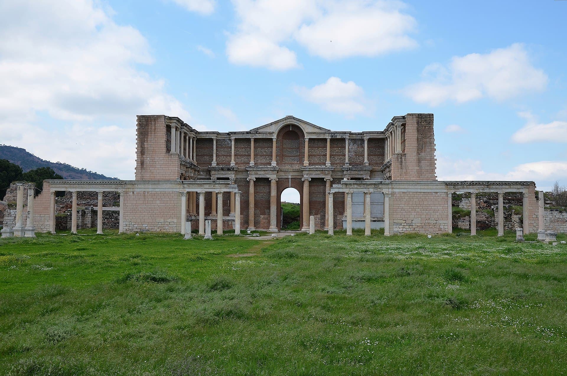 Sardes antik kenti